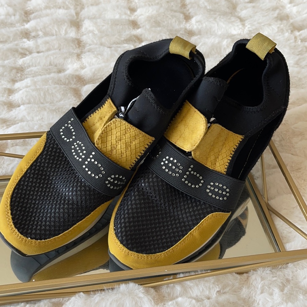BEBE  tennis shoes